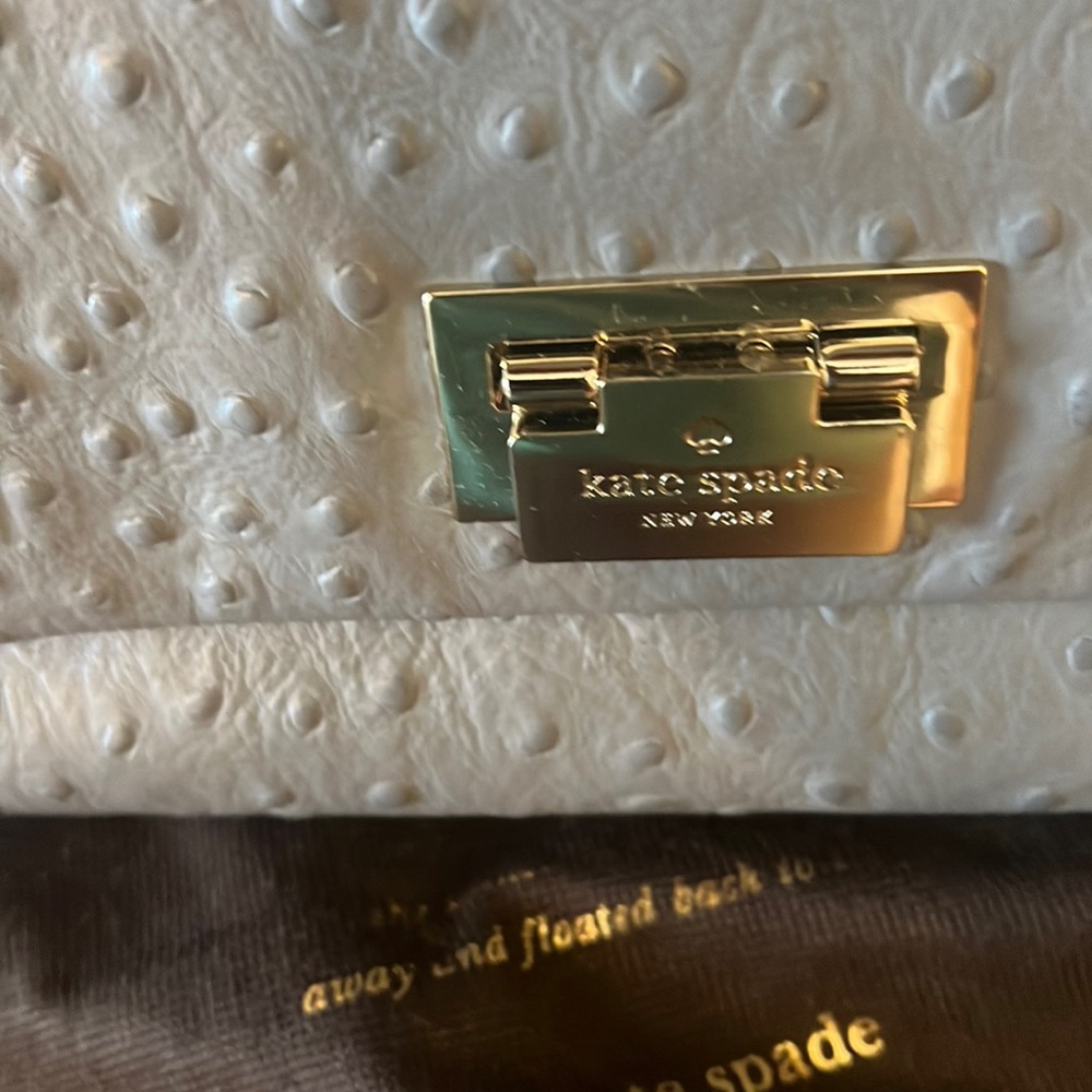 Preloved Kate Spade Gray Pebble Leather handbag with silver accessories